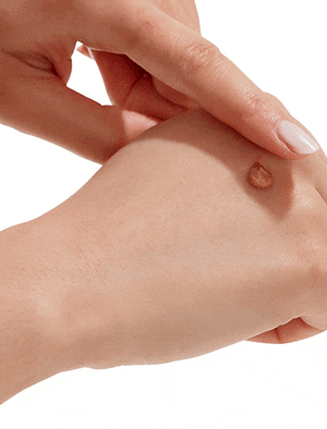 Bondi Sands GLO Lights Gold Illuminating Instant Tan Swatch .gif